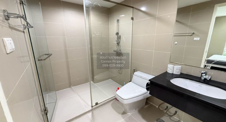 For rent 5 bedrooms condo in Huai Khwang, Bangkok