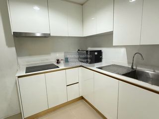 For rent 5 ベッドルーム condo in Huai Khwang, Bangkok