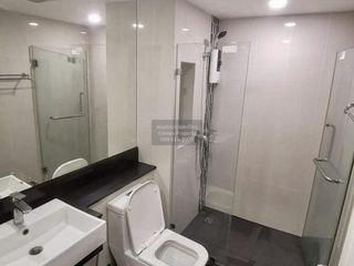 Condo en alquiler de 1 habitaciones en Bang Na, Bangkok