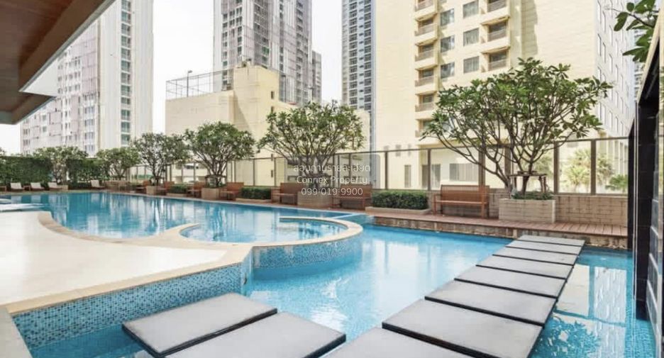 For rent 2 bedrooms condo in Khlong Toei, Bangkok