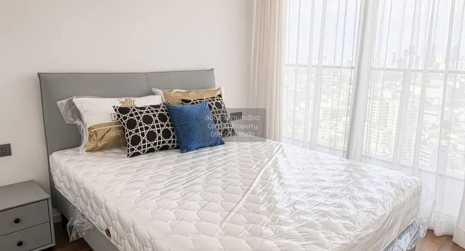 For rent 2 bedrooms condo in Khlong San, Bangkok