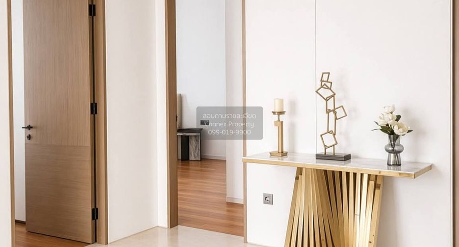 For rent 2 bedrooms condo in Khlong San, Bangkok