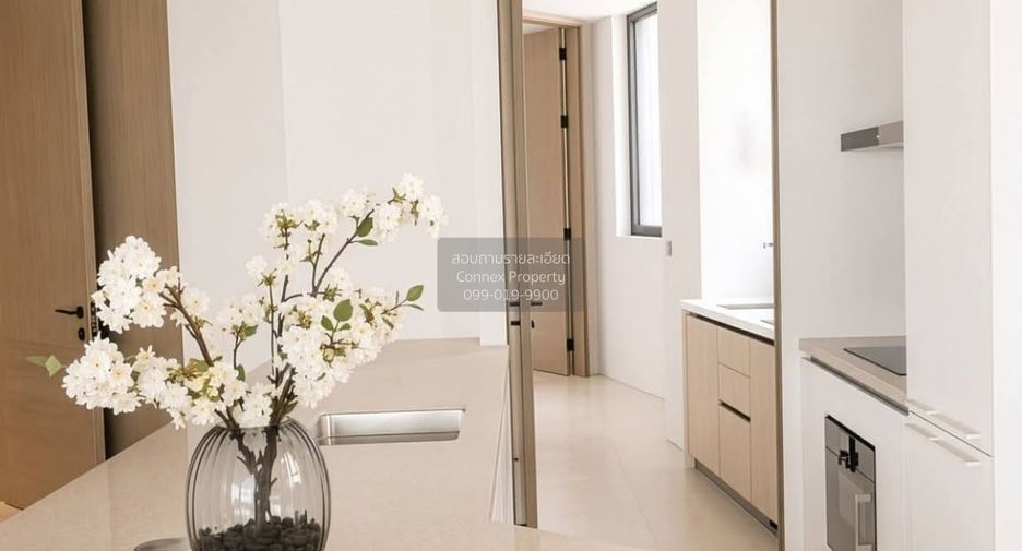 For rent 2 bedrooms condo in Khlong San, Bangkok