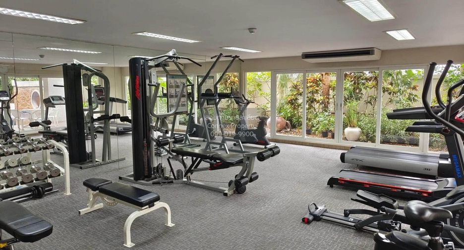 For rent 1 bed condo in Yan Nawa, Bangkok