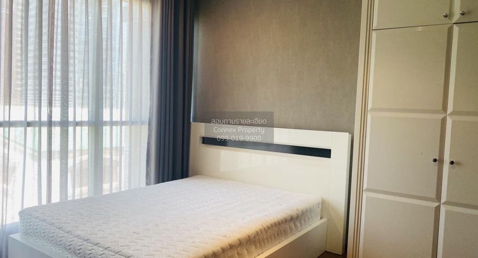 For rent 2 bedrooms condo in Pathum Wan, Bangkok