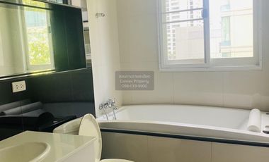 For rent 2 bedrooms condo in Pathum Wan, Bangkok