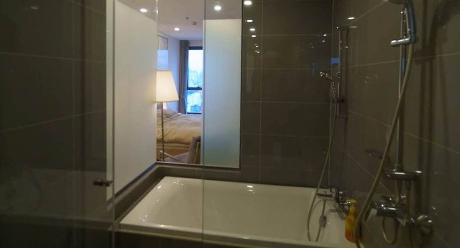 À louer et à vendre studio condo à Pathum Wan, Bangkok