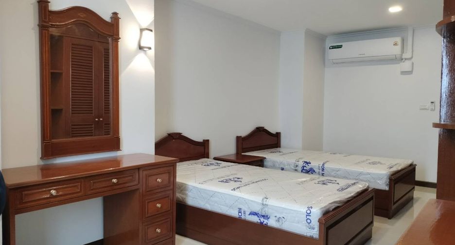 Wohnung zur Miete mit 2 Zimmer in Khlong Toei, Bangkok