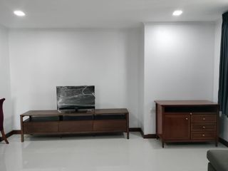 Wohnung zur Miete mit 2 Zimmer in Khlong Toei, Bangkok