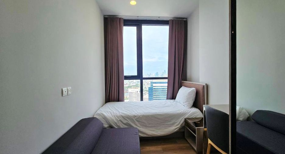 Wohnung zur Miete mit 2 Zimmer in Khlong Toei, Bangkok