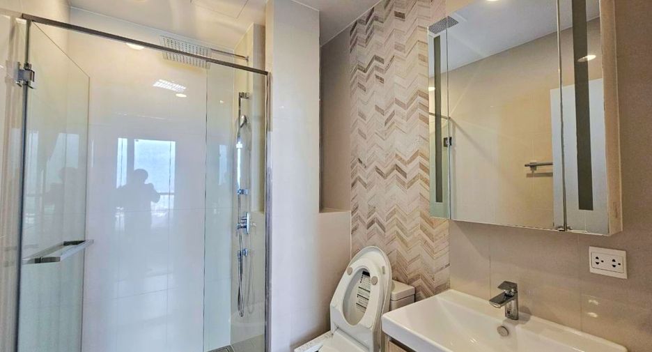 Wohnung zur Miete mit 2 Zimmer in Khlong Toei, Bangkok