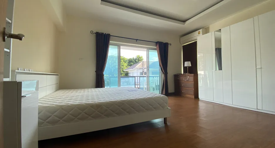 Haus zum Kauf und zur Miete mit 3 Zimmer in Mueang Chiang Mai, Chiang Mai