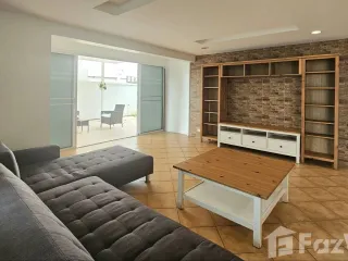 Haus zur Miete mit 3 Zimmer in Saphan Sung, Bangkok