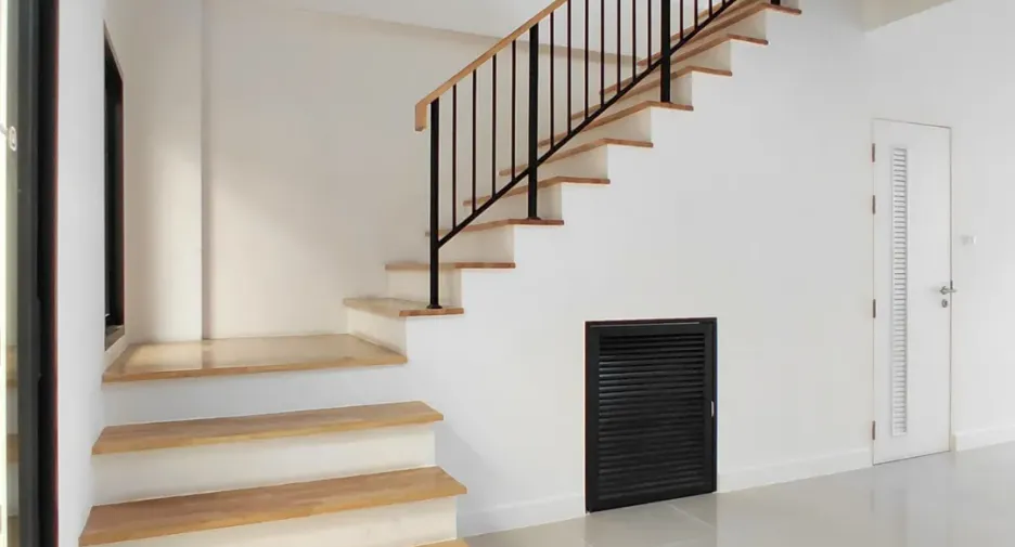 For rent 3 bedrooms townhouse in Chom Thong, Bangkok