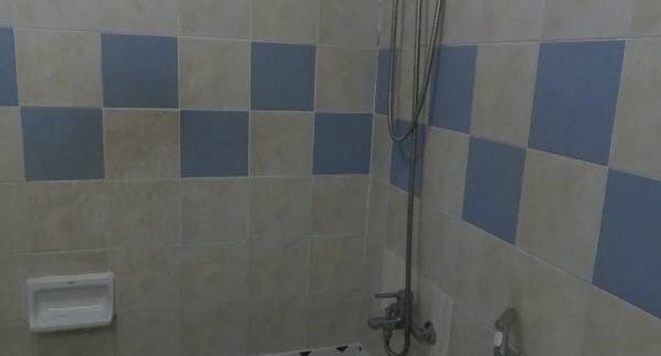 出售 1 卧室 公寓 在 Wang Thong Lang, 曼谷