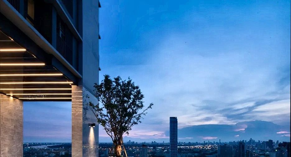 For rent 2 bedrooms condo in Watthana, Bangkok