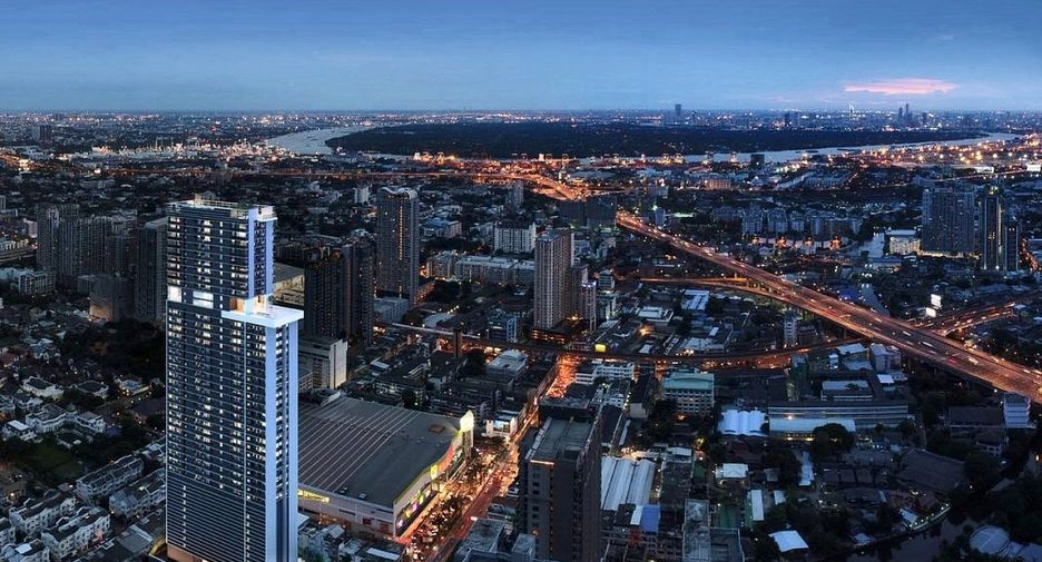 For rent 2 bedrooms condo in Watthana, Bangkok