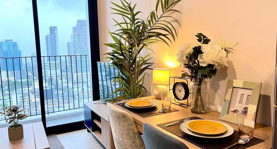 À louer studio condo à Watthana, Bangkok