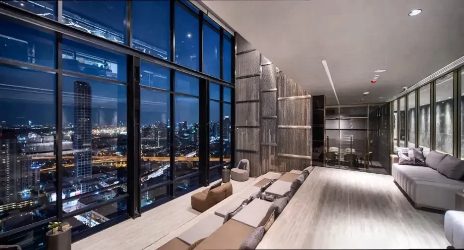 For sale 2 bedrooms condo in Watthana, Bangkok