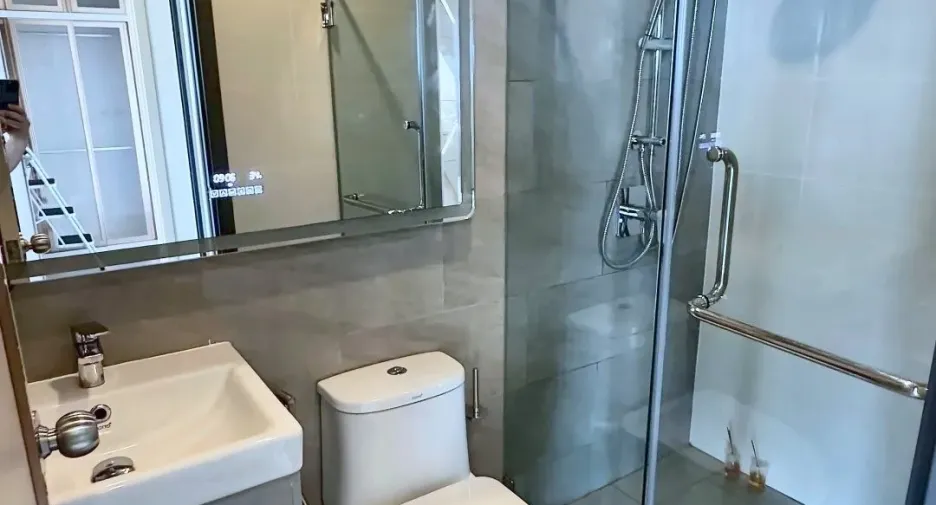 For sale 2 bedrooms condo in Watthana, Bangkok