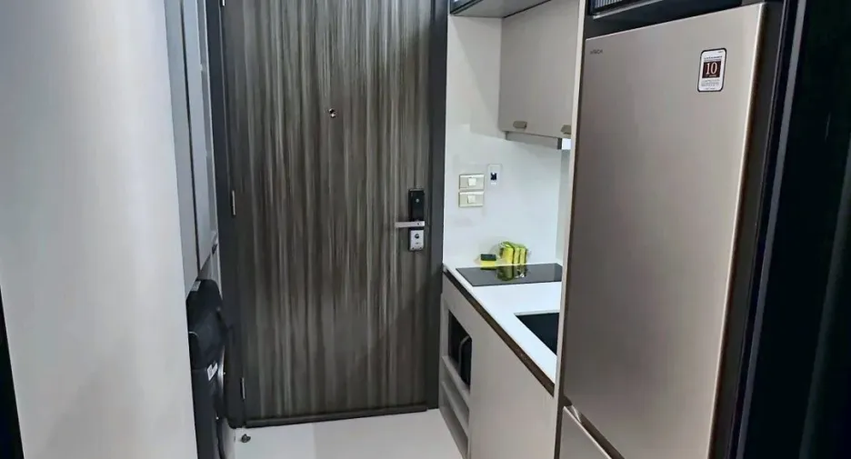 For sale 2 bedrooms condo in Watthana, Bangkok