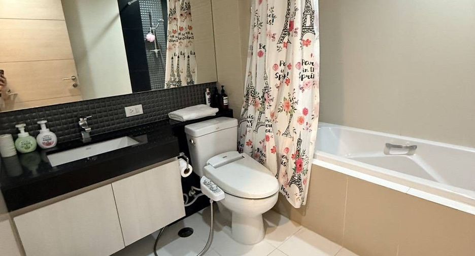 For rent 1 bed apartment in Watthana, Bangkok