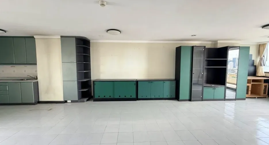 Wohnung zum Kauf mit 2 Zimmer in Watthana, Bangkok