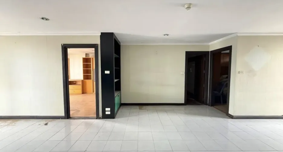 Wohnung zum Kauf mit 2 Zimmer in Watthana, Bangkok