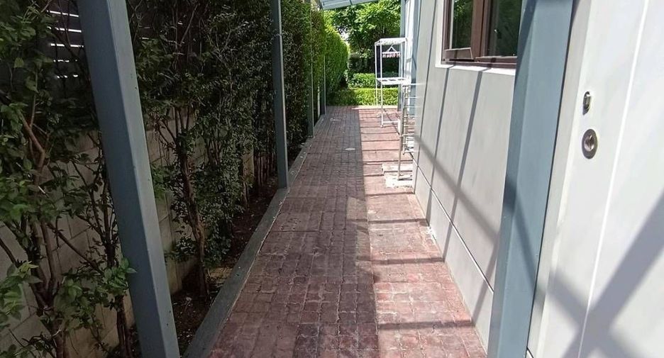 À vendre et à louer 4 chambres maison à Bang Phli, Samut Prakan