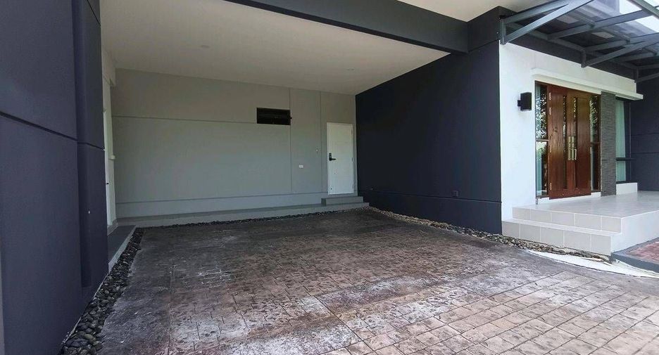 À vendre et à louer 4 chambres maison à Bang Phli, Samut Prakan