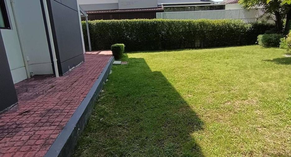 À vendre et à louer 4 chambres maison à Bang Phli, Samut Prakan