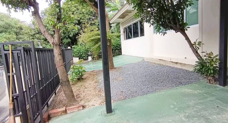 À vendre et à louer 4 chambres maison à Bang Sao Thong, Samut Prakan