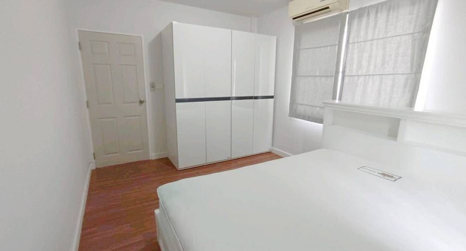 À vendre et à louer 4 chambres maison à Bang Sao Thong, Samut Prakan