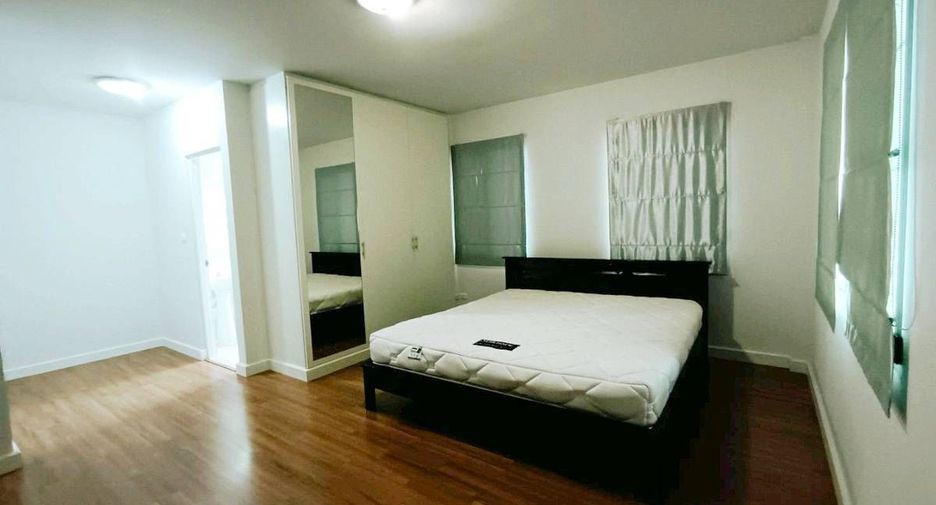 À vendre et à louer 4 chambres maison à Bang Sao Thong, Samut Prakan