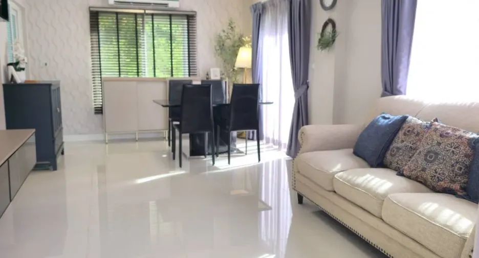 Haus zur Miete mit 3 Zimmer in Mueang Phuket, Phuket
