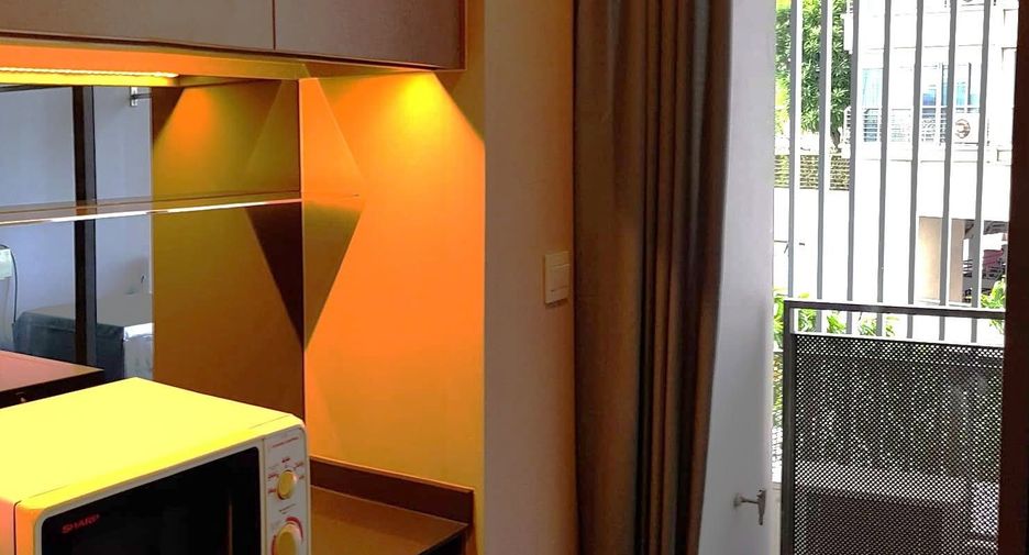 Condo en venta y en alquiler de 1 habitaciones en Khlong Toei, Bangkok