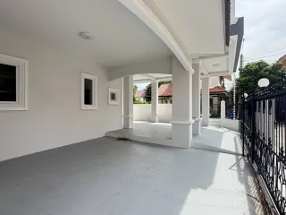 出售 4 卧室 独立屋 在 Sai Mai, 曼谷