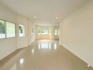 出售 4 卧室 独立屋 在 Sai Mai, 曼谷