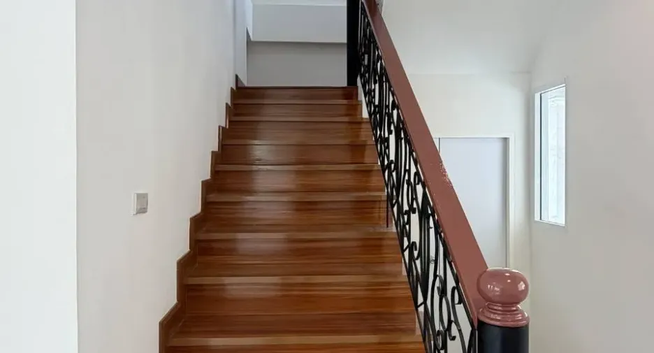 出售 4 卧室 独立屋 在 Sai Mai, 曼谷