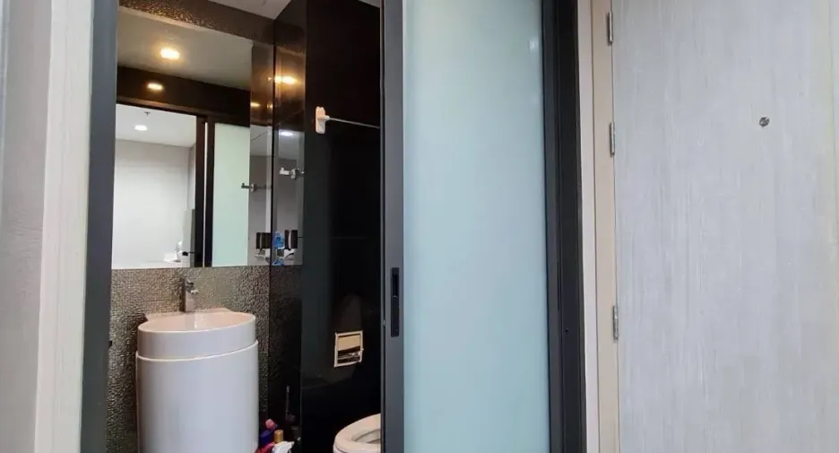 Wohnung zum Kauf mit Studio in Khlong Toei, Bangkok