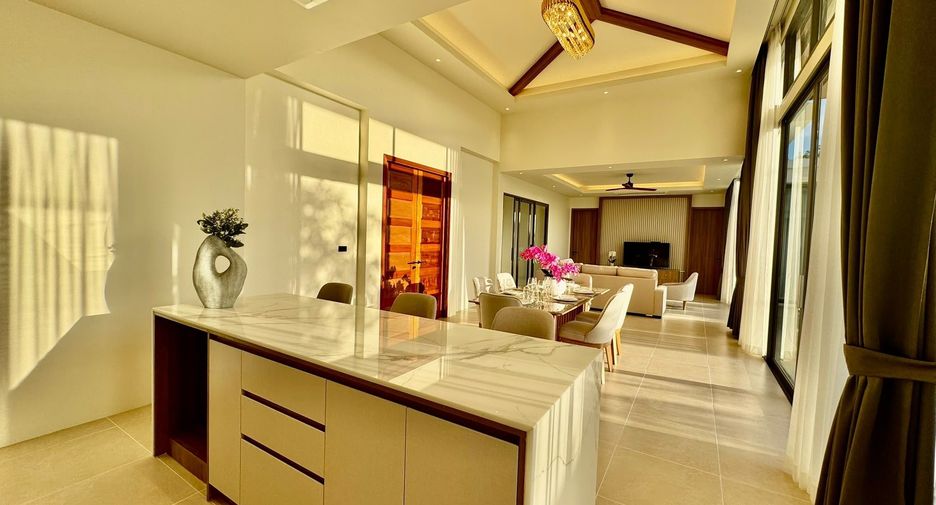 Villa en alquiler de 4 habitaciones en Thalang, Phuket