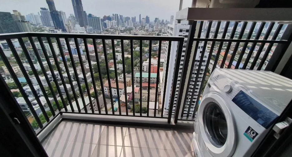 À louer 1 chambre condo à Watthana, Bangkok
