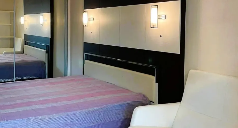 Wohnung zur Miete mit Studio in Khlong Toei, Bangkok