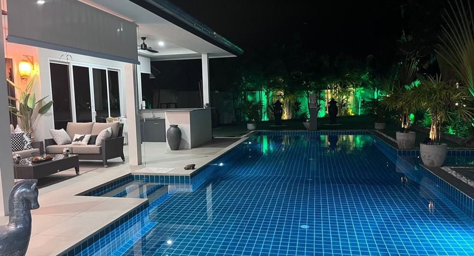 For sale 3 bedrooms villa in Hua Hin, Prachuap Khiri Khan