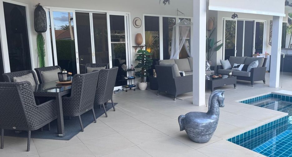 For sale 3 bedrooms villa in Hua Hin, Prachuap Khiri Khan