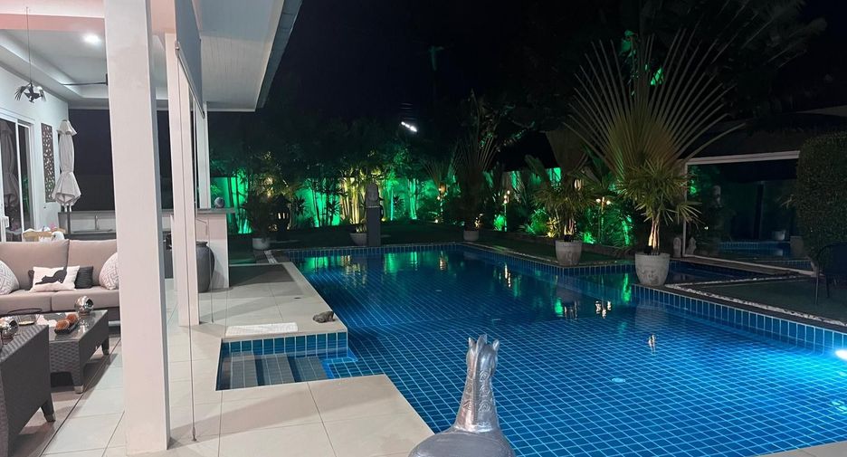 For sale 3 bedrooms villa in Hua Hin, Prachuap Khiri Khan