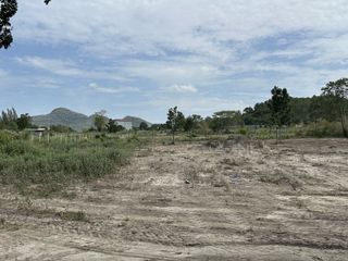 出售 土地 在 华欣, 班武里府