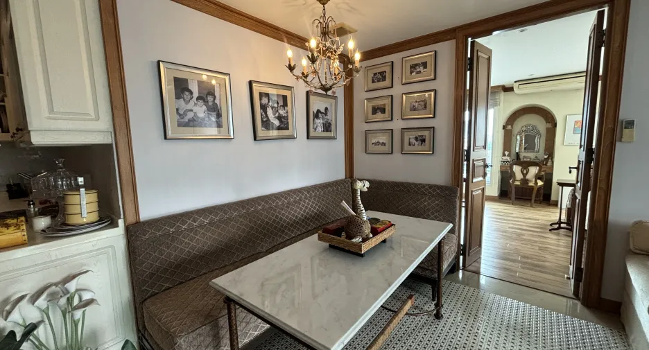 For sale 2 ベッドルーム condo in Pathum Wan, Bangkok