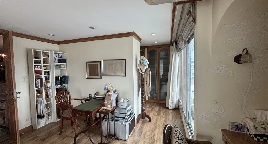 For sale 2 ベッドルーム condo in Pathum Wan, Bangkok