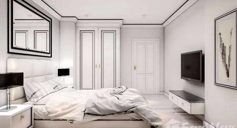 For sale 3 bedrooms condo in Huai Khwang, Bangkok